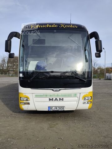 Coach MAN Lions City