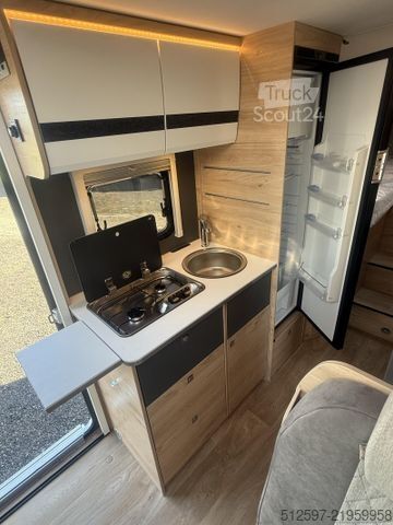 Polointegrovaný obytný vůz DETHLEFFS Globebus Go Active T 45