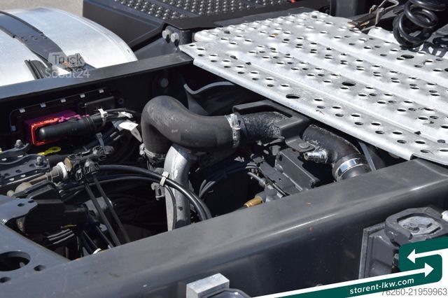 Standard nyergesvontató SCANIA R450 Standklima Retarder ACC Tacho neu