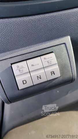 Tovornjak s ploščadjo Iveco Autocarro iveco 160/e4