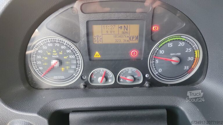 Tovornjak s ploščadjo Iveco Autocarro iveco 160/e4