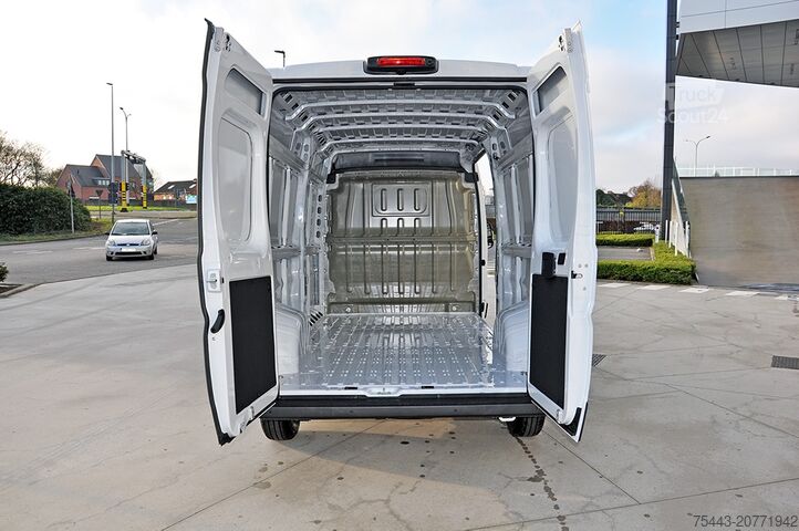 Panel van Fiat Ducato F5274 L3H2 3,5T Diesel 140pk Automaat