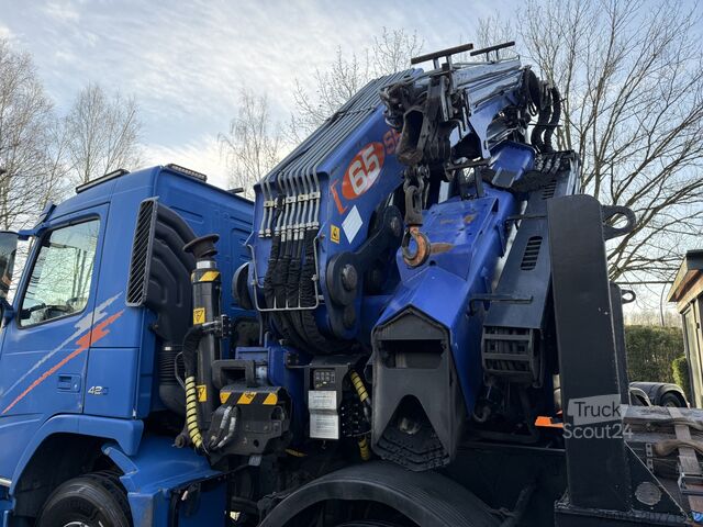 Gru montata su autocarro Volvo FM12 420 8X2 Kran PM 65026 bis 29 Meter