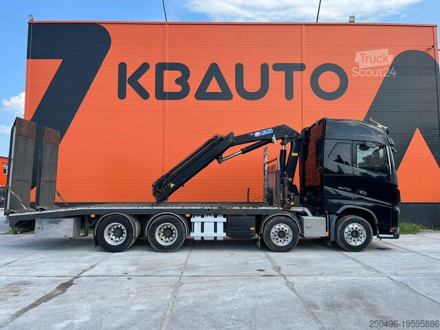 Transporteur de voitures Volvo FH 16 750 8x4 HMF2620K-5 / WINCH / PLATFORM L=7...