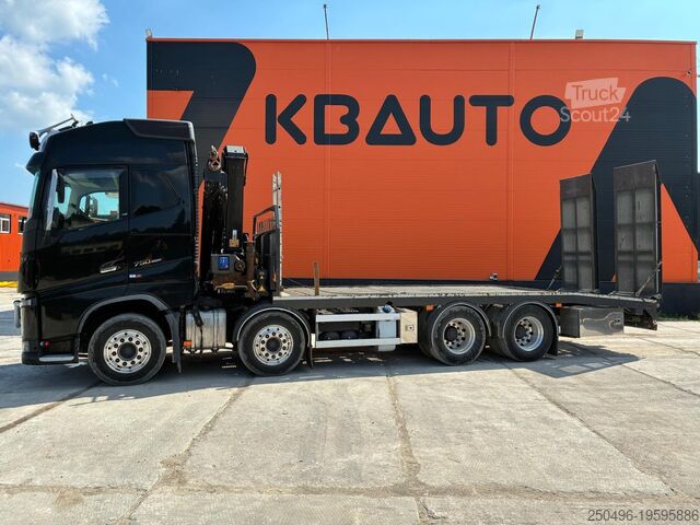 Transporteur de voitures Volvo FH 16 750 8x4 HMF2620K-5 / WINCH / PLATFORM L=7...