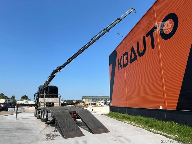 Transporteur de voitures Volvo FH 16 750 8x4 HMF2620K-5 / WINCH / PLATFORM L=7...