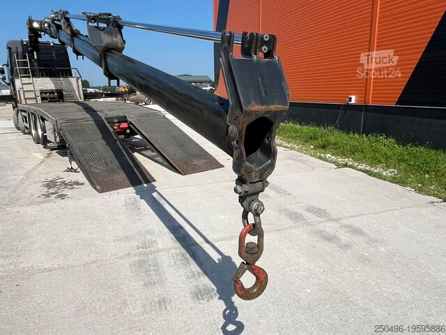 Transporteur de voitures Volvo FH 16 750 8x4 HMF2620K-5 / WINCH / PLATFORM L=7...