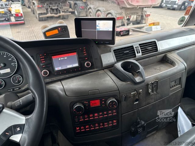 Truck mounted crane MAN TGS 26.440 Zugmaschine + Atlas Kran 5 Ausschube