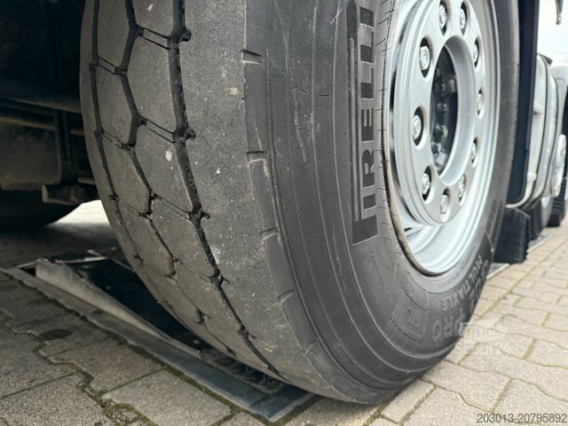 Truck mounted crane MAN TGS 26.440 Zugmaschine + Atlas Kran 5 Ausschube