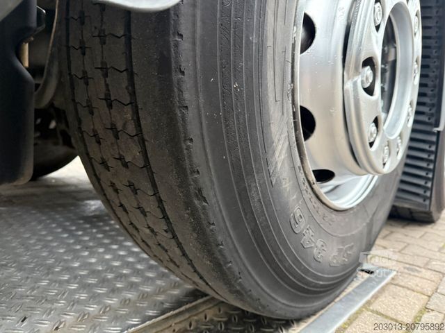 Truck mounted crane MAN TGS 26.440 Zugmaschine + Atlas Kran 5 Ausschube