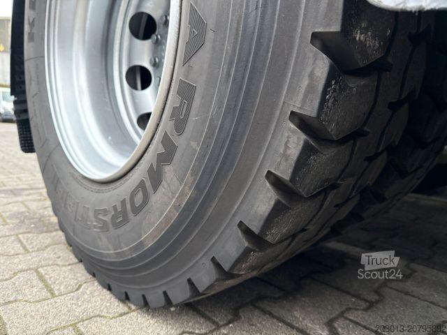 Truck mounted crane MAN TGS 26.440 Zugmaschine + Atlas Kran 5 Ausschube