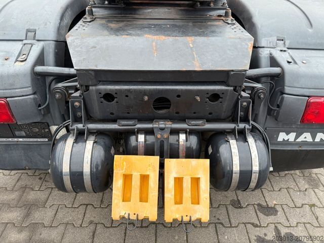 Cap tractor standard MAN TGS 26.440 Zugmaschine + Atlas Kran 5 Ausschube
