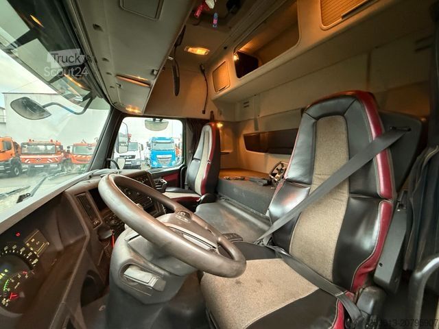Tovornjak prekucnik VOLVO FMX 500 6x4 Kipper mit Kran Atlas 172.3E - A4