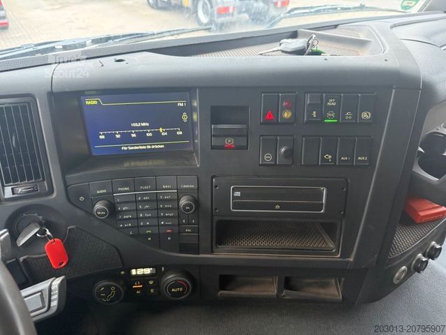 Tovornjak prekucnik VOLVO FMX 500 6x4 Kipper mit Kran Atlas 172.3E - A4