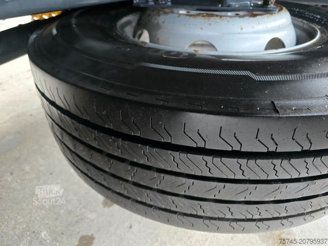 LKW mit Pritsche & Plane MERCEDES-BENZ ATEGO 1623 * ACC * 2T LBW * KLIMA * WENIG KM *