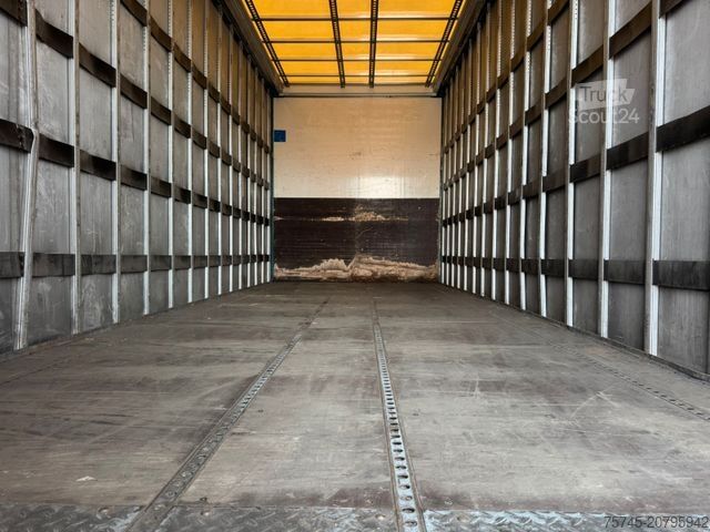 Tovorno vozilo s ravno platformo in ponjavo MAN TGX 26.460**LIFT/LENKACHSE*SCHNELLLADESYSTE