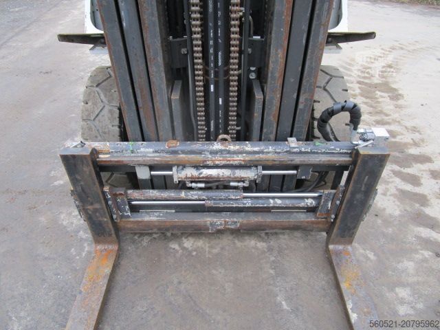 De Jong Trucks & Trailers B.V. De Jong Trucks & Trailers B.V. De Jong Trucks & Trailers B.V.