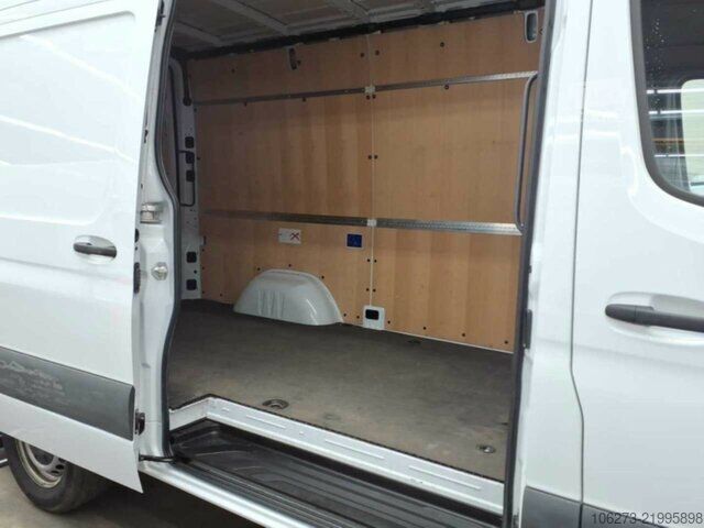 Фургон Mercedes-Benz Sprinter 317 CDI,L2H2,Automatik,Kamera,LED