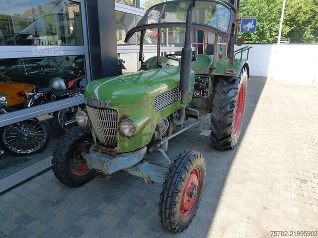 Panelvan Fendt Farmer 2