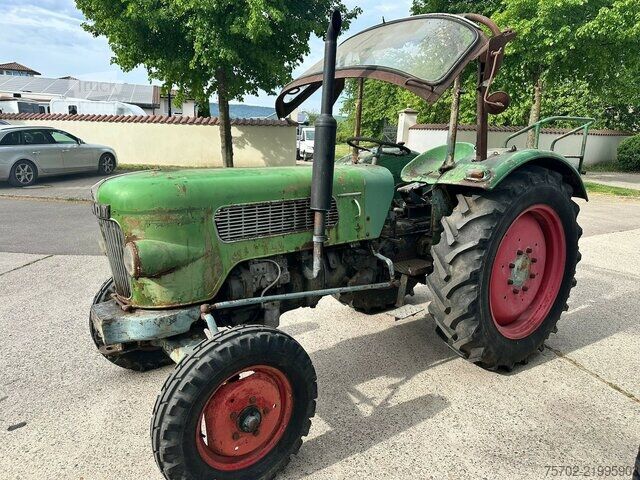 Panelvan Fendt Farmer 2
