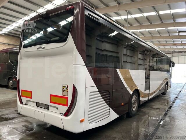 Autobus międzymiastowy IVECO Crossway