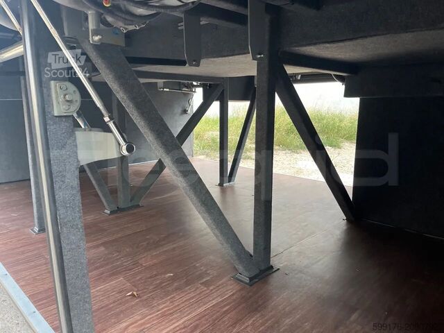 Autobus turystyczny King Long XMQ6129Y