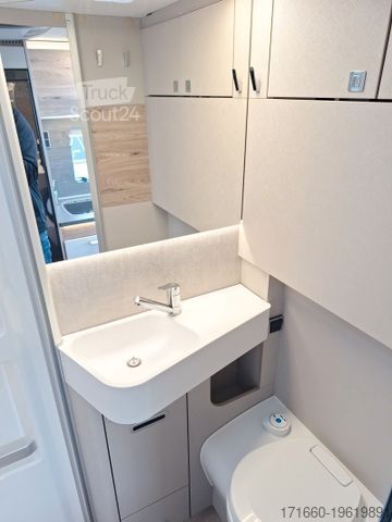 Integrovaný obytný vůz HYMER/ERIBA Exsis-i Pure 580