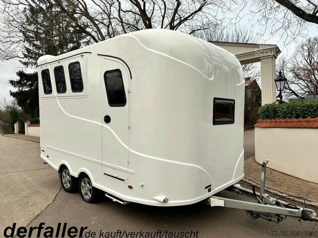 Viehanhänger  Anka Steinsberger 3-Pferdeanhänger mit Wohnung