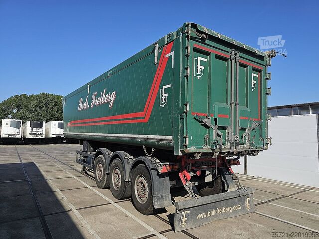 Sklápěč SCHMITZ SKI 24 SL 9.6 50M3 DOORS