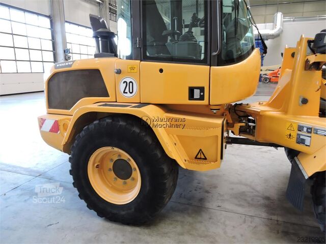 Volvo L35G + raklapvilla Volvo L35G + Fork