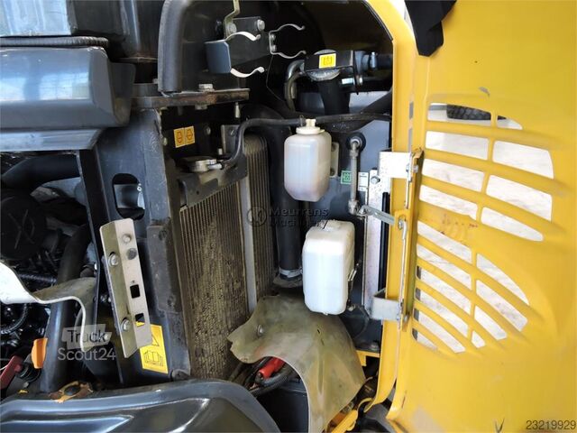 Komatsu PC26 Komatsu PC26