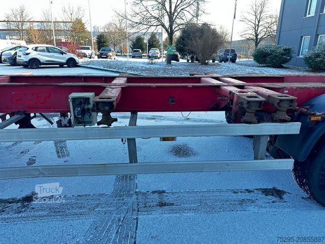 Cserélhető felépítményes félpótkocsi M+V 3Achs Multi Chassis20+30+40+45 MB Lift