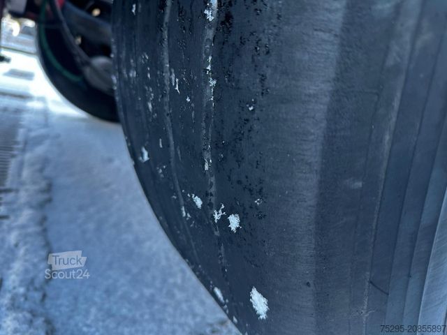 Cserélhető felépítményes félpótkocsi M+V 3Achs Multi Chassis20+30+40+45 MB Lift