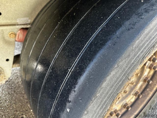 Félpótkocsi SCHMITZ CARGOBULL 3Achs Mega Vario Liftachse SAF Hubdach verzinkt