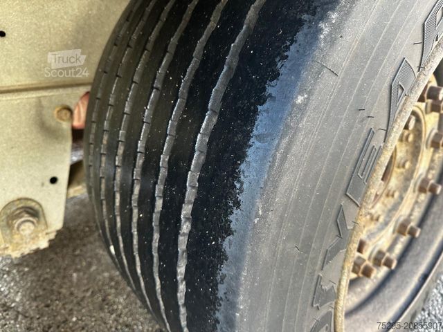 Félpótkocsi SCHMITZ CARGOBULL 3Achs Mega Vario Liftachse SAF Hubdach verzinkt