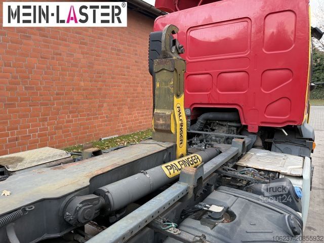 Roll-off tipper truck VOLVO FL 250 Palfinger T10Duo City + StandardContainer