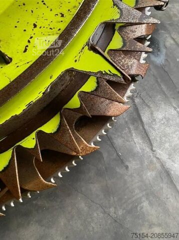 Harvester CLAAS Orbis 750