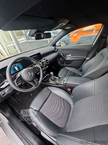 Van MERCEDES-BENZ A 200 A Klasse PKW