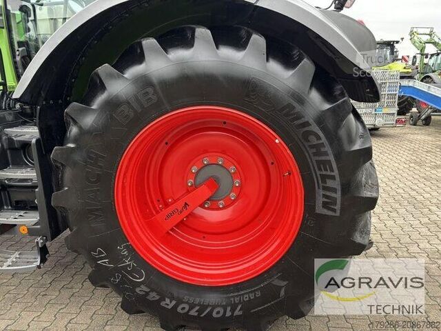 Tractor Fendt 828 VARIO S4