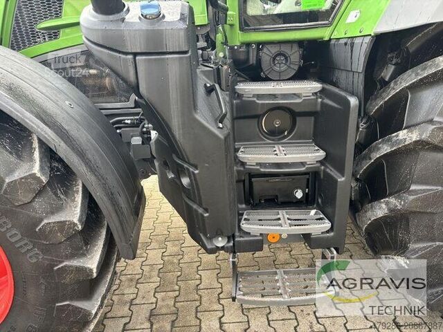 Tractor Fendt 828 VARIO S4