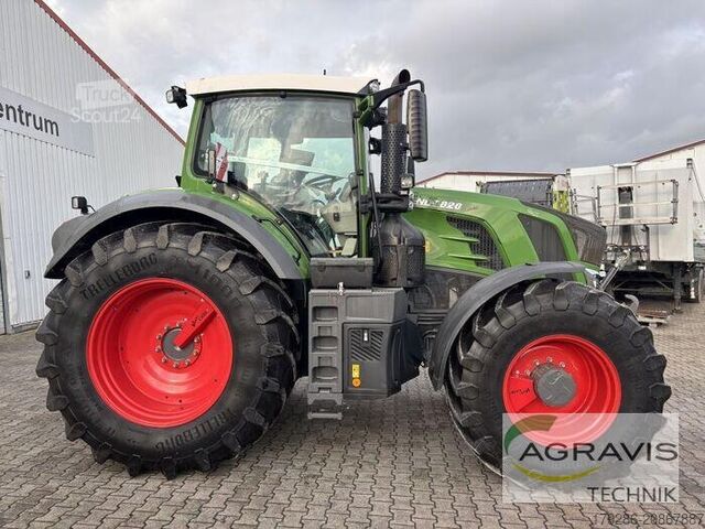 Tractor Fendt 828 VARIO S4