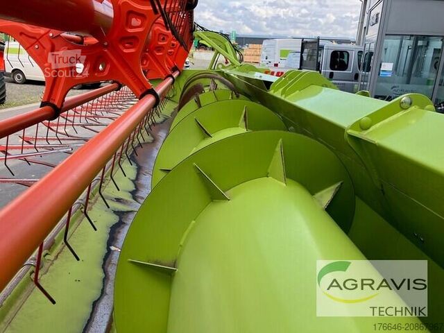 Kombajn za žetev in mlatev Claas SCHNEIDWERK CERIO 560