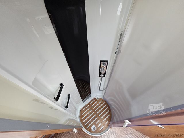 Integrirani avtodom CARTHAGO chic s-plus I I 52 S-Plus