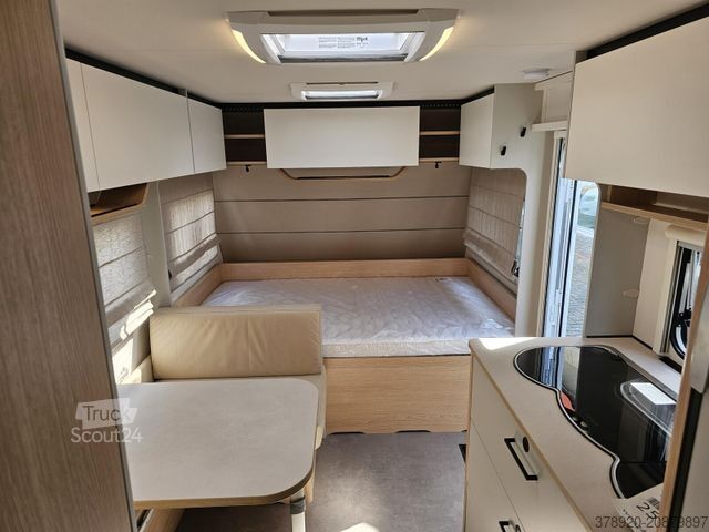 Caravana LMC Style 70 493 K Dezember 2025 Verfügbar