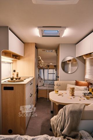 Caravana LMC Style 70 493 K Dezember 2025 Verfügbar