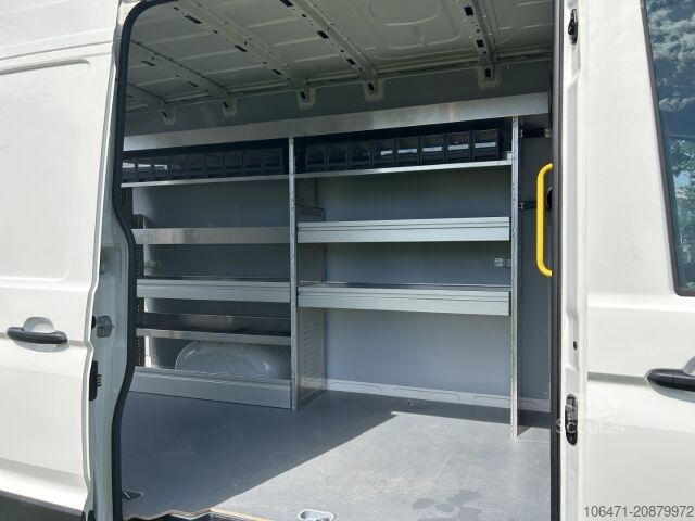 Panel van VW Crafter Kasten mittellang Hochdach FWD 35 2.0TDi 103kW AHZV PDC Sortimo Einbau