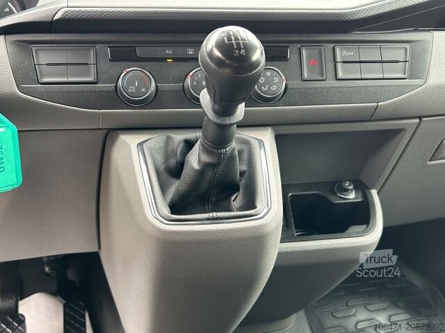 Furgoneta VW T6.1 Kasten 2,0 l TDI SCR 5-Gang AHZV Klima Navi GJR