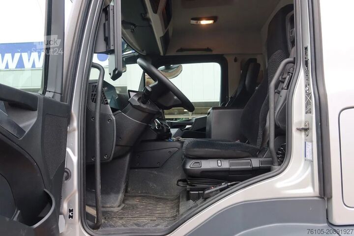 MTS standard Mercedes-Benz Actros 2133 L Trekker + Hiab Kraan met City Tra...