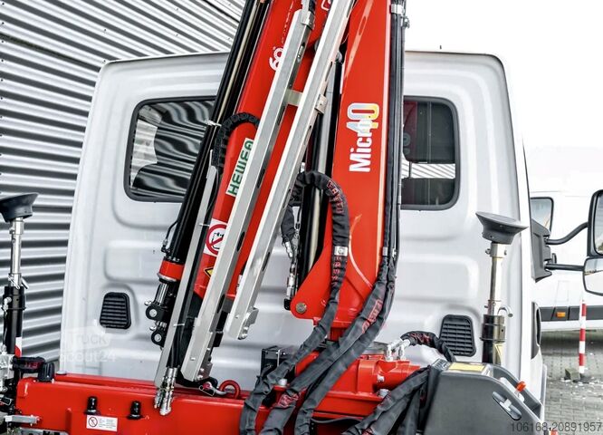 Tristrani kiper z žerjavom Iveco Daily 70C18 HA8 Kipper Kran