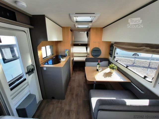Caravan LMC Tandero 500 K Verfüg./2er Fahr./Duschpaket